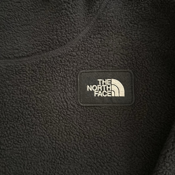 The North Face women’s fleece cowl neck pullover with front pocket - Picture 2 of 8